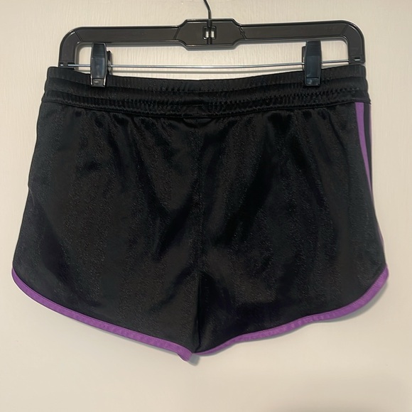 Adidas shorts - Picture 4 of 5